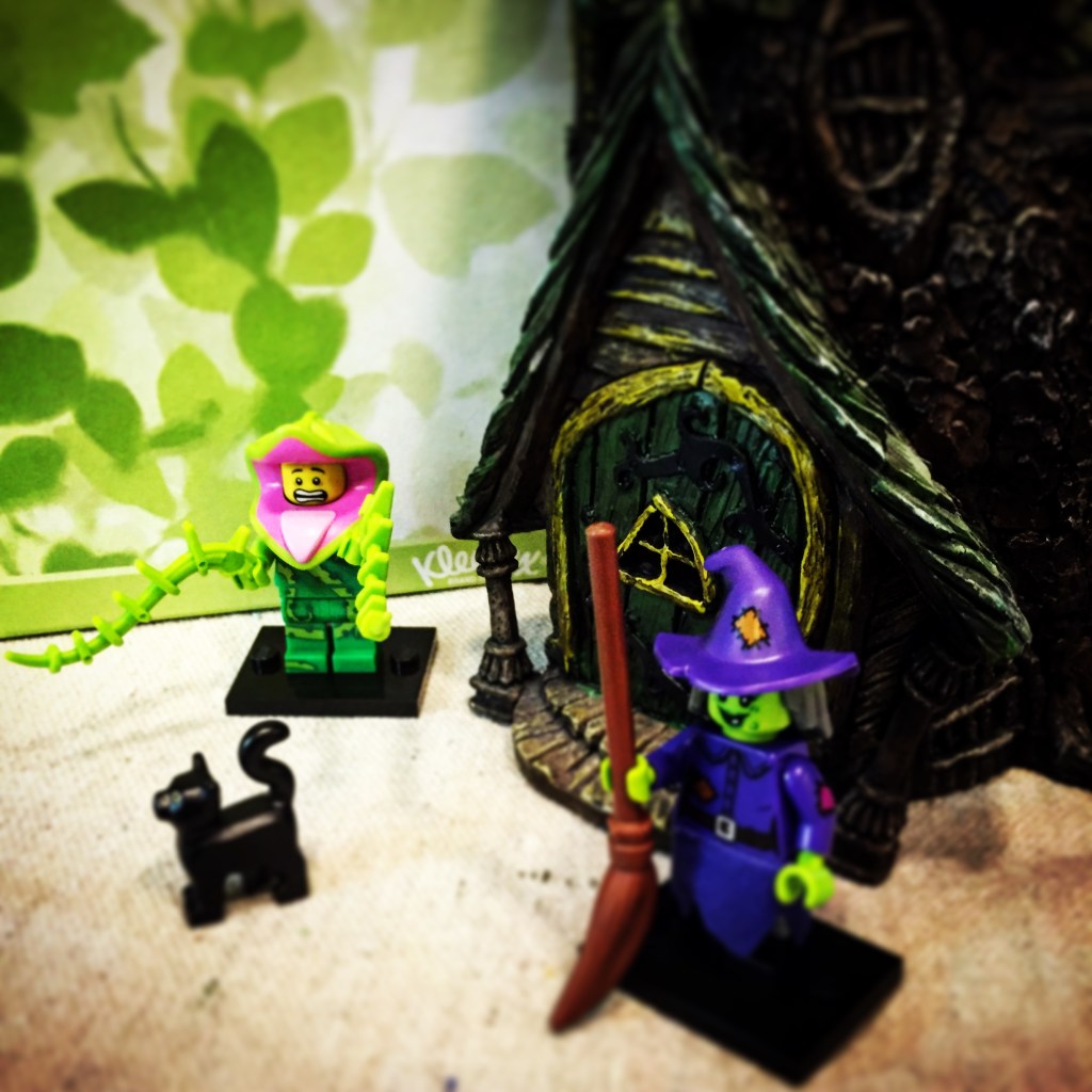 This image has an empty alt attribute; its file name is tss-021.jpg